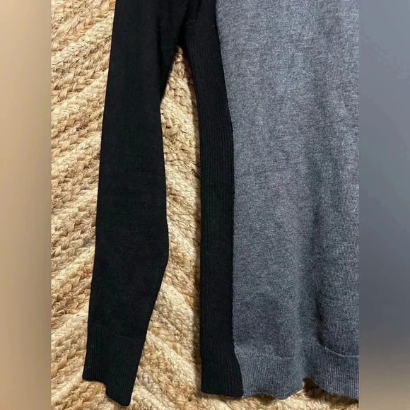 The Limited Women's Black and Grey Fitted Turtleneck Sweater, Size XS - Picture 3 of 8